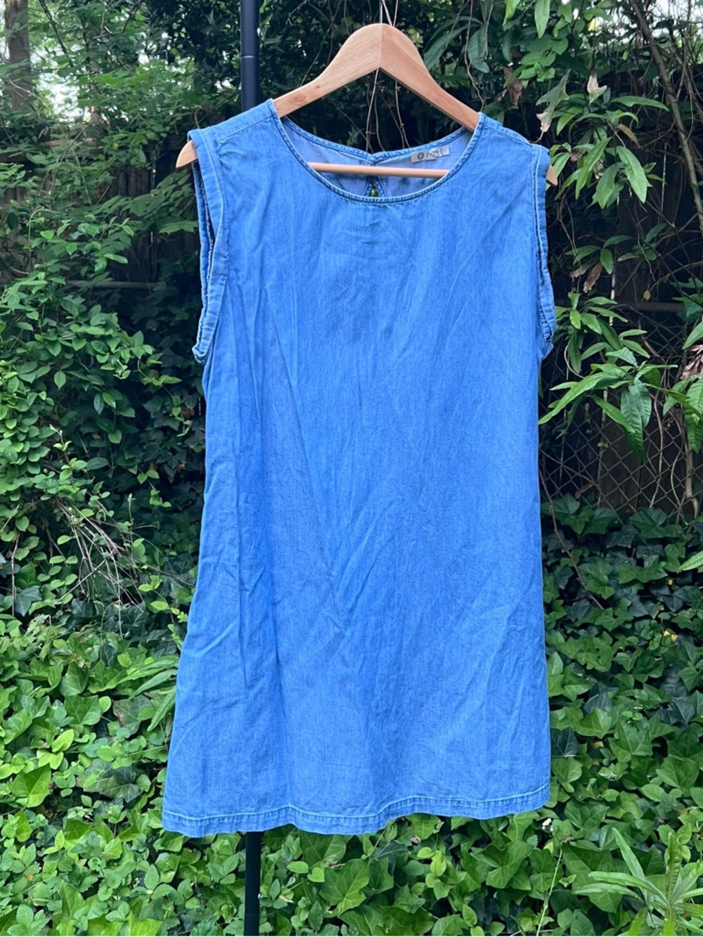 Noble U Blue Sleeveless Denim Dress